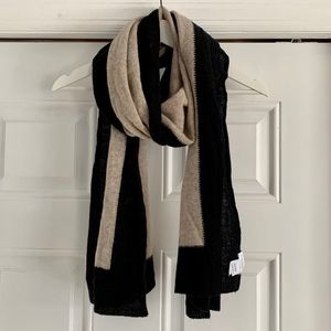 CM Cashmere Scarf